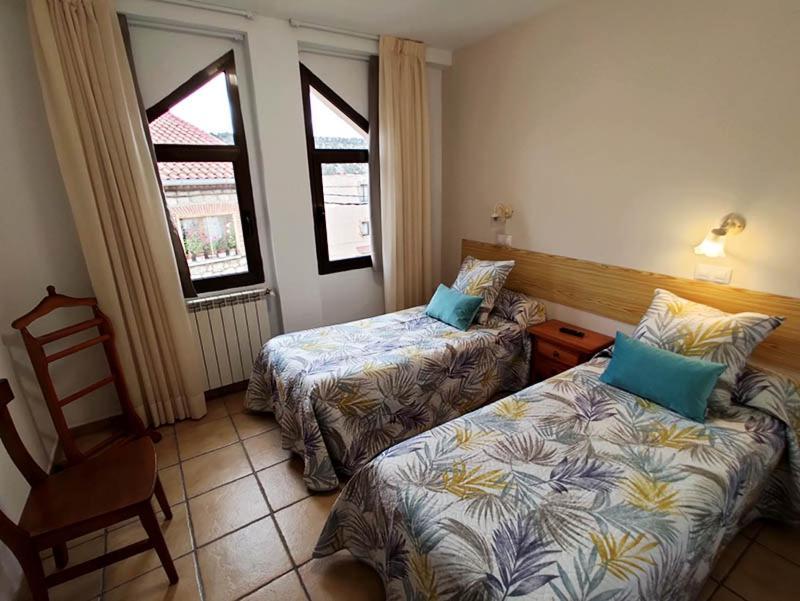 Royuela Hostal Экстерьер фото